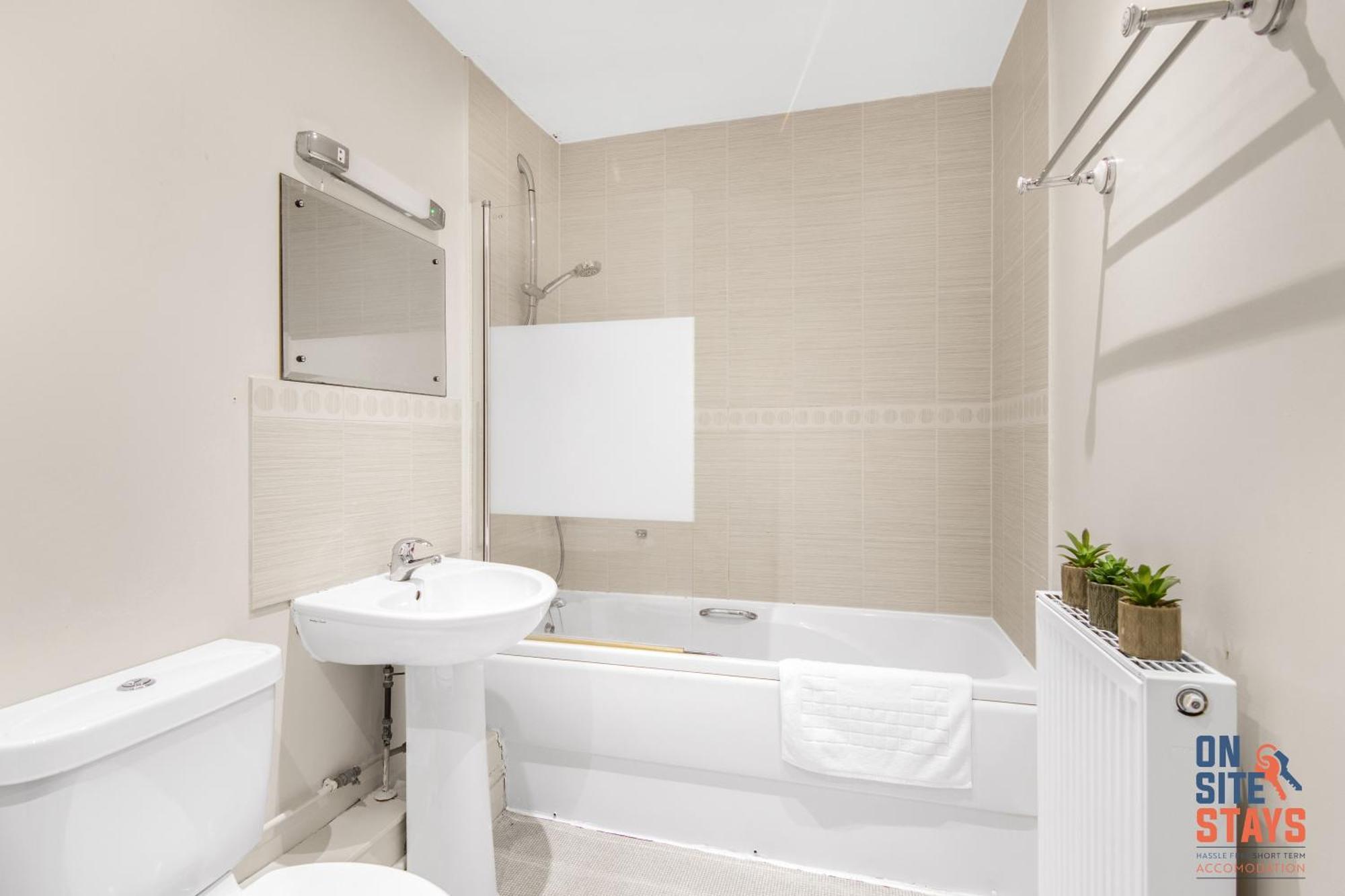 Onsitestays - Cosy 2-Bedroom Apartment With Free Parking, Wi-Fi & London Links Northfleet Экстерьер фото