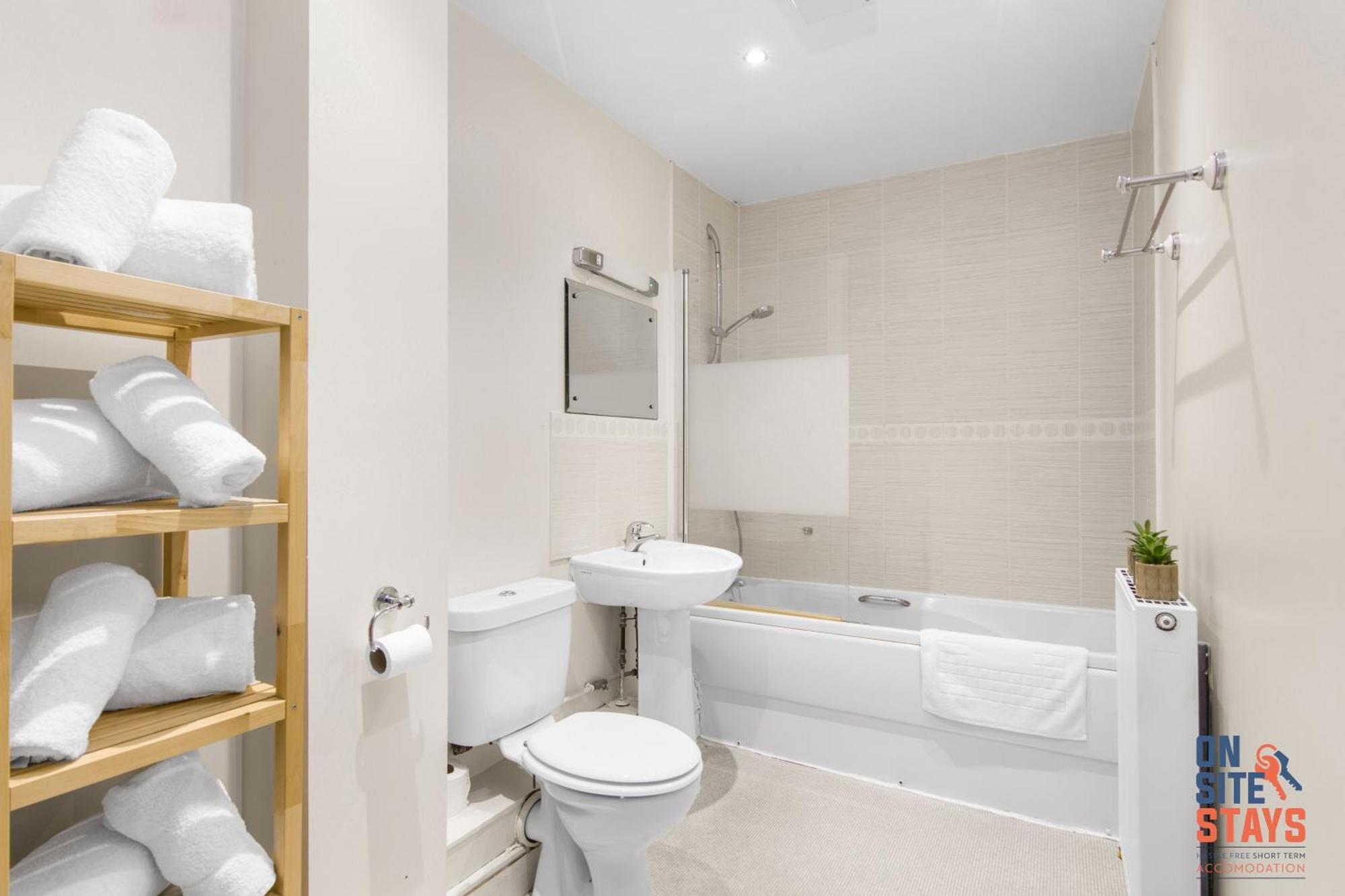 Onsitestays - Cosy 2-Bedroom Apartment With Free Parking, Wi-Fi & London Links Northfleet Экстерьер фото